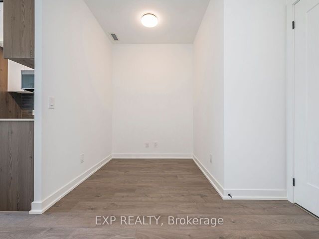 1201 - 5 Defries St