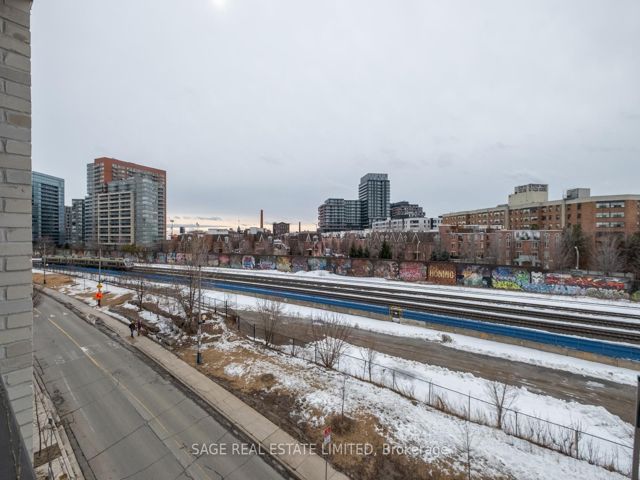 405 - 200 Sudbury St