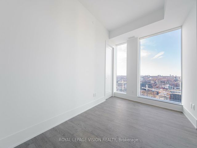 2406 - 470 Front St W