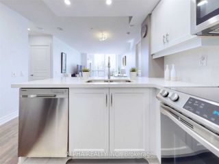 205 - 5 Northtown Way
