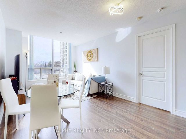 205 - 5 Northtown Way