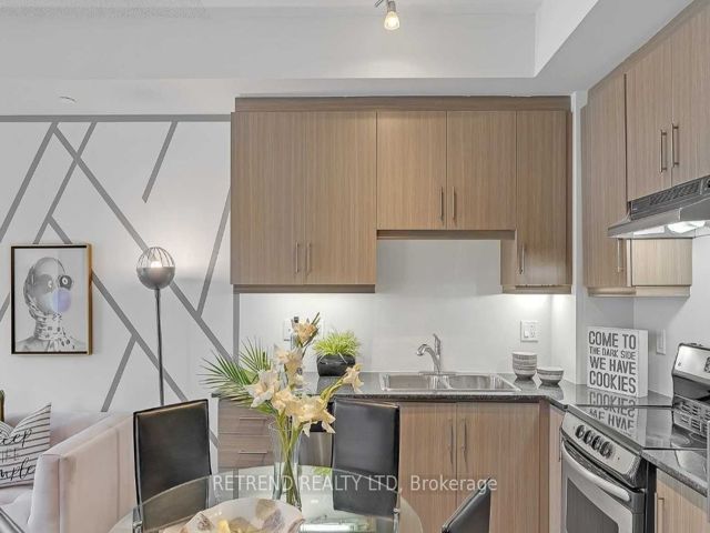 515 - 68 Canterbury Pl
