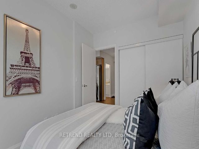 515 - 68 Canterbury Pl