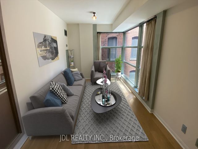 418 - 11 St Joseph St