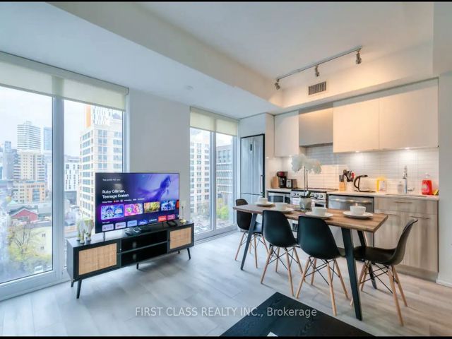 826 - 251 Jarvis St
