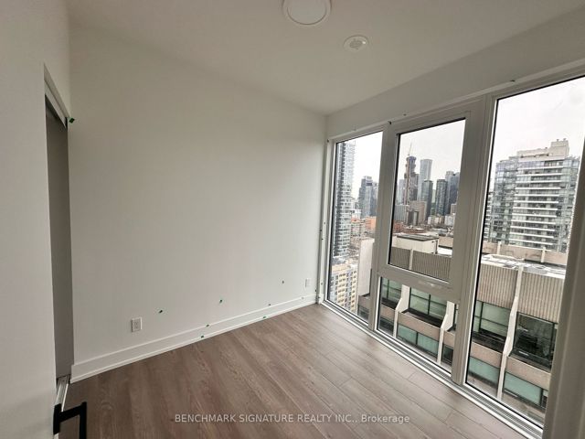 2411 - 308 Jarvis St