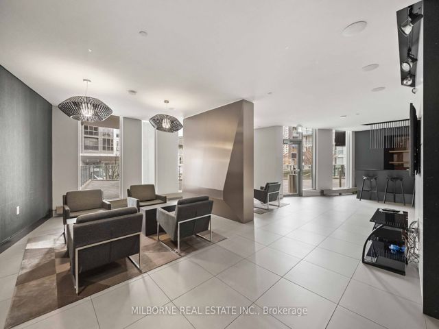 2306 - 75 Queens Wharf Rd