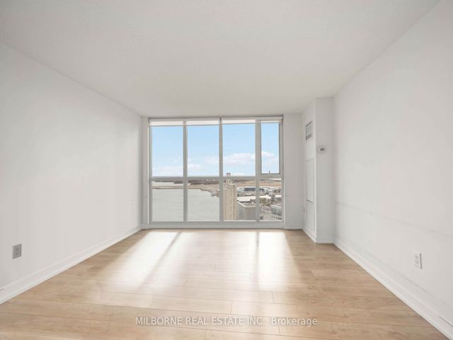 2306 - 75 Queens Wharf Rd