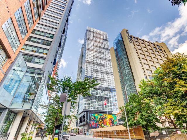 2910 - 181 Dundas St E
