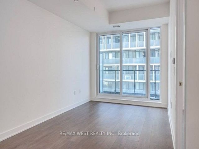 1117 - 35 Tubman Ave W