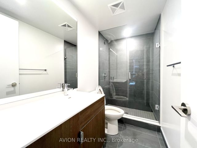 342 - 28 Eastern Ave