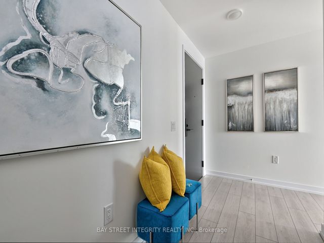 503 - 500 Dupont St