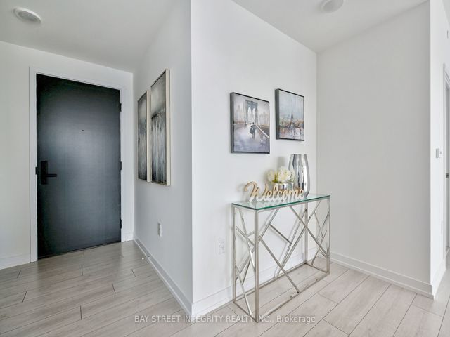 503 - 500 Dupont St