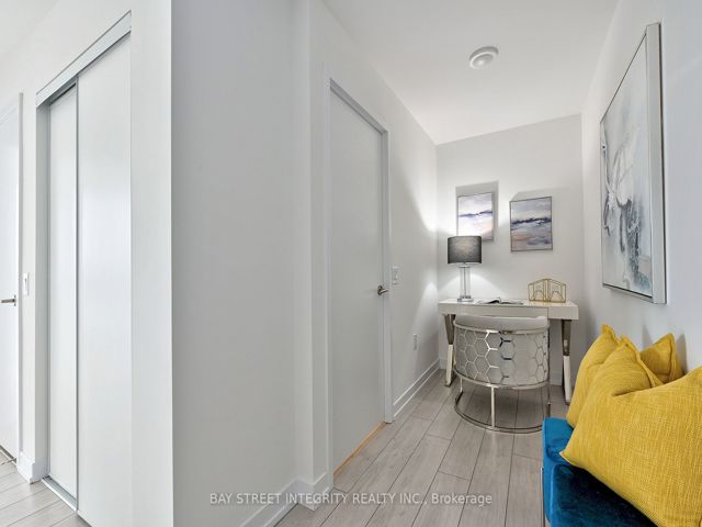 503 - 500 Dupont St