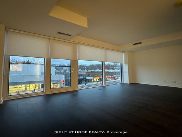 320 - 2020 Bathurst St