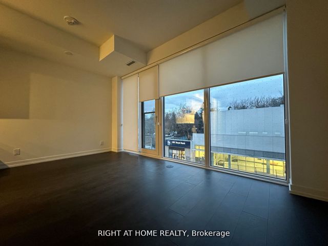 320 - 2020 Bathurst St