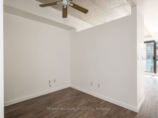 608 - 285 Mutual St