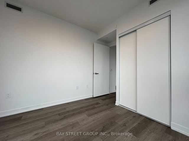 3705 - 55 Cooper St