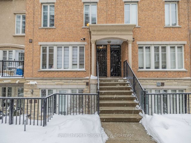825 - 46 Western Battery Rd