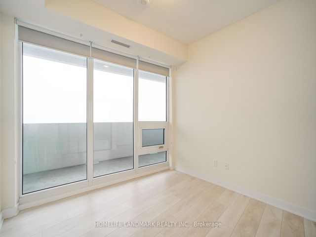 5109 - 2221 Yonge St