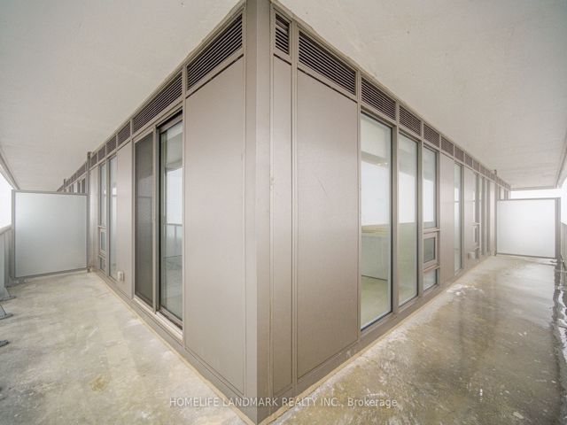 5109 - 2221 Yonge St