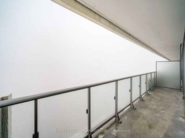 5109 - 2221 Yonge St