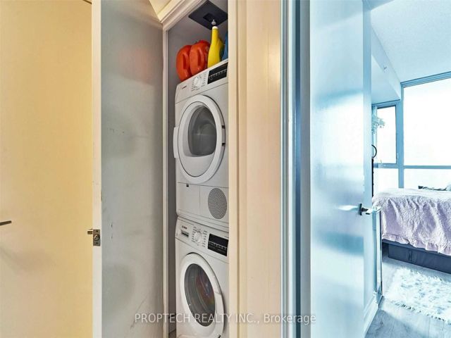 3008 - 75 Queens Wharf Rd