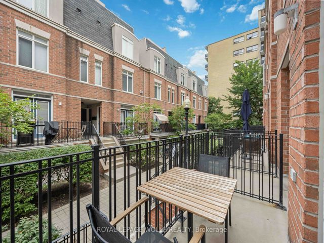 205 - 415 Jarvis St