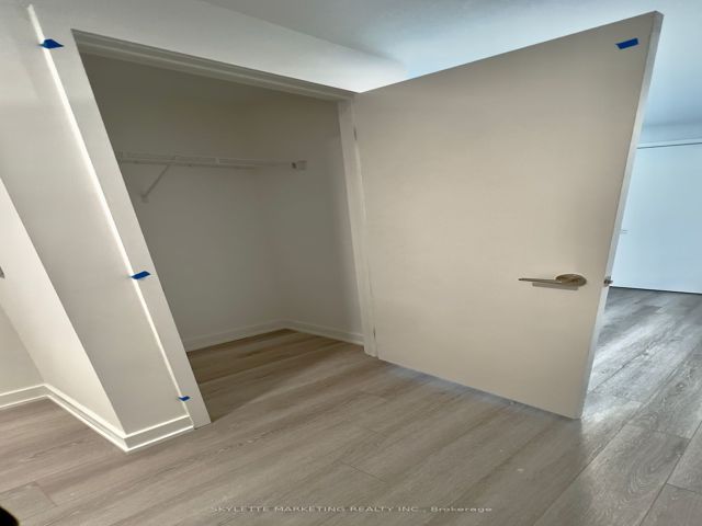 2417 - 230 Simcoe St