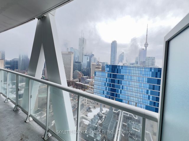 2417 - 230 Simcoe St