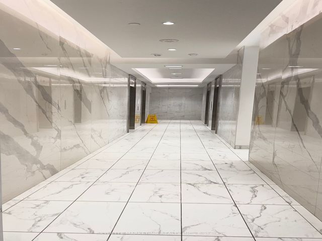 2417 - 230 Simcoe St