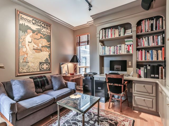 501 - 8 Sultan St