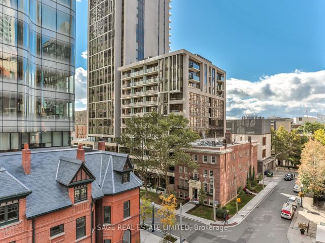 501 - 8 Sultan St
