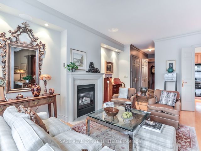 501 - 8 Sultan St