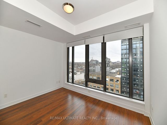 PH1103 - 32 Camden St