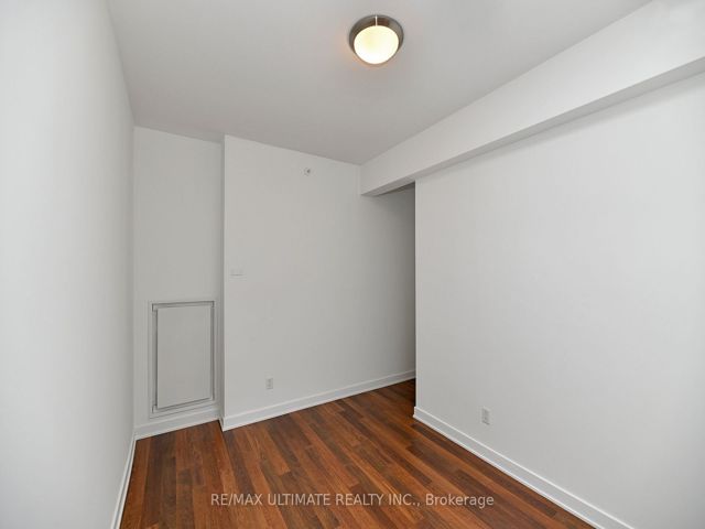 PH1103 - 32 Camden St