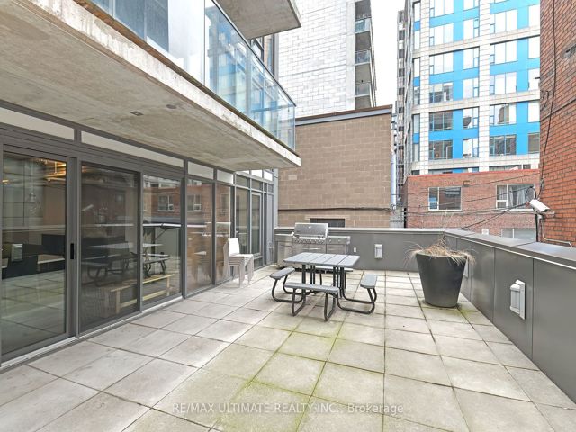 PH1103 - 32 Camden St