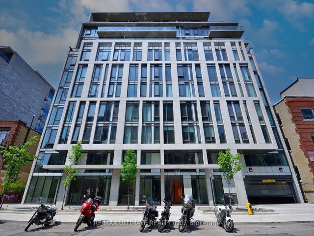 PH1103 - 32 Camden St