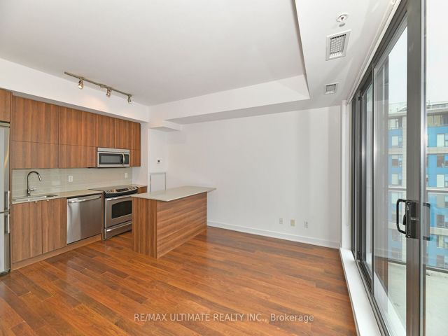 PH1103 - 32 Camden St