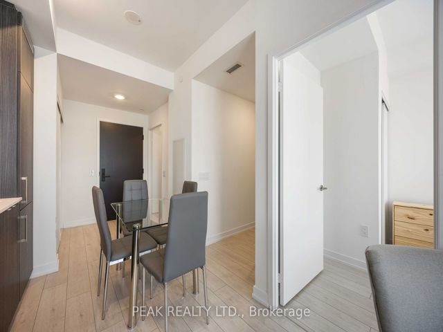 610 - 500 Dupont St