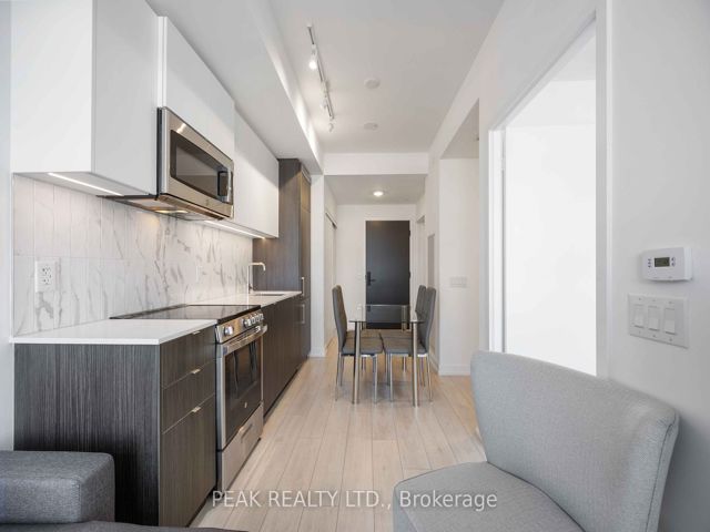 610 - 500 Dupont St