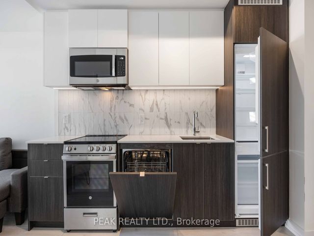 610 - 500 Dupont St