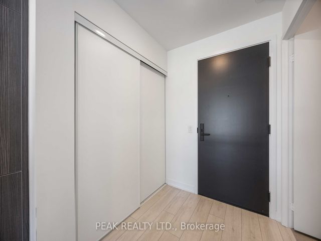 610 - 500 Dupont St