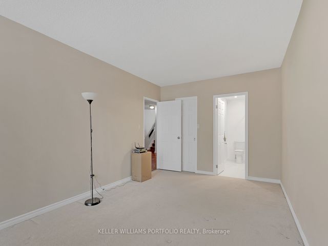 2824 - 33 Harbour Sq