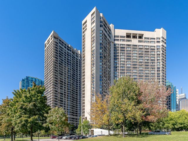 2824 - 33 Harbour Sq