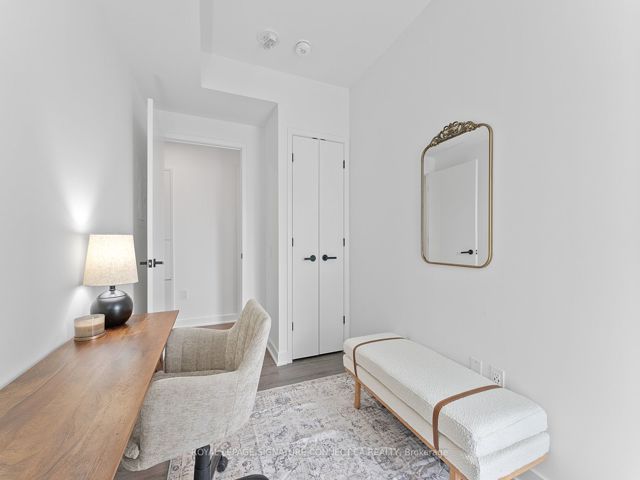 3306 - 55 Charles St E