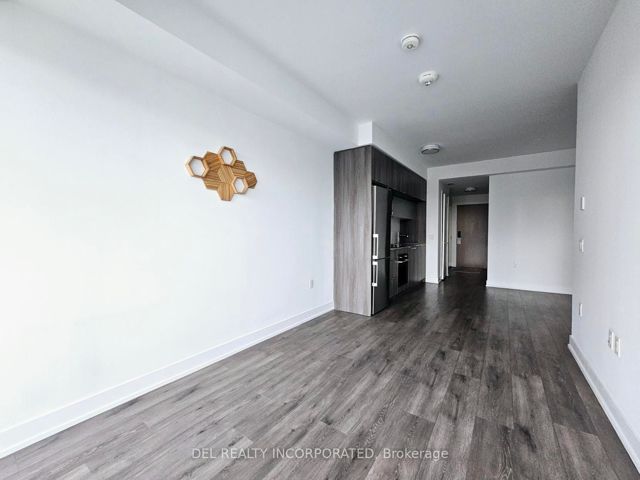 2201 - 575 Bloor St E