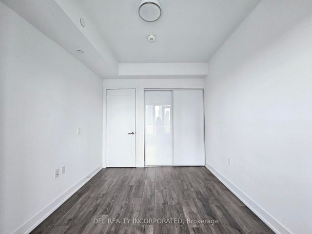 2201 - 575 Bloor St E