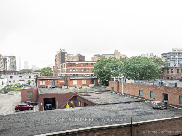 517 - 400 Adelaide St E