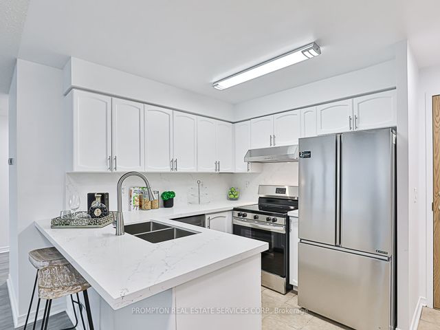 1905 - 5500 Yonge St